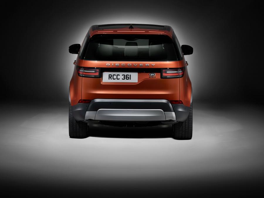  Land Rover Discovery HSE 2017 года  (фото 8 из 96)
